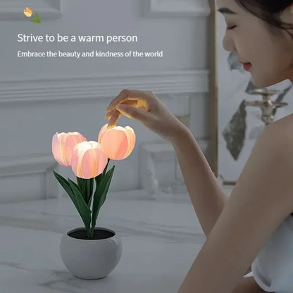 3Tulips Table Lamp LED Simulation Flower Bedside Lamp Bouquet Bedroom Bedside Romantic Atmosphere Birthday Gift Home Decoration