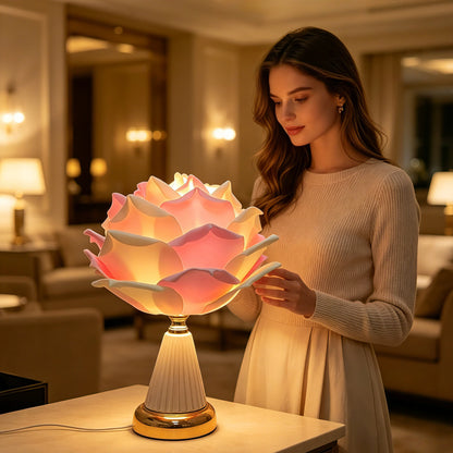 Rose Petal Shaped Desk Lamp Button Switch USB Plug Suitable for Desktop Decoration Bedroom Bedside Night Light Wedding Desk Lamp